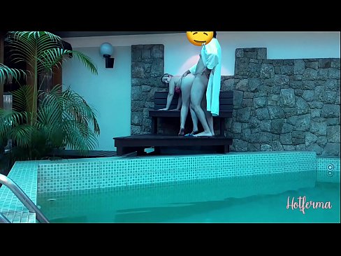❤️ A főnök meghívja a szobalányt a medencébe, de nem tud ellenállni egy forró Orosz pornó at hu.freepornhdonlinegay.ru