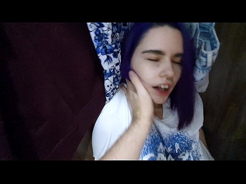 ❤️ Megtaláltam a nővéremet a szekrényben, és segítettem neki elélvezni. Orosz pornó at hu.freepornhdonlinegay.ru